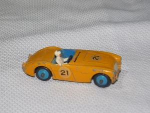 Dinky Toys (Reino Unido) Austin Healey 100 coche de carreras amarillo #21 #109 - Imagen 1 de 5