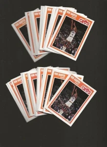 1989-90 FLEER RON HARPER CLEVELAND CAVS  #27 LOT OF 32 CARDS NRMT-MT - Picture 1 of 1