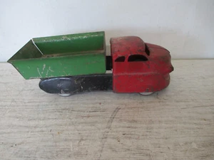 Vintage Wyandotte Pressed Steel Toy Dump Truck 1930's/40's - Picture 1 of 6