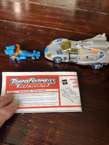 Transformers Armada: Blurr And Incinerator Minicon w Manual Cover