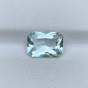Natürlicher blauer Aquamarin 3,04 kt Edelstein im strahlenden Schliff - loser Stein für Schmuck - Bild 1 von 5