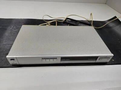 Philips F2133 AM/FM Stereo Digitaler Tuner – Vintage Digitale Präzision - Bild 1 von 4