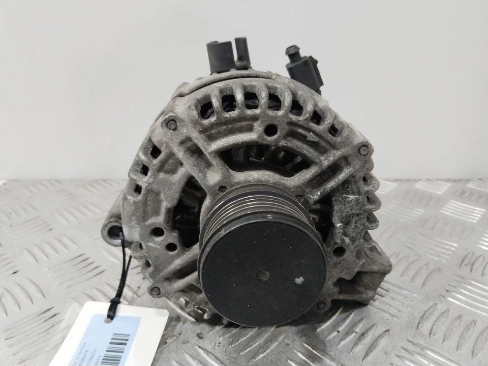 6G9N10300HD ALTERNATORE / 6256574 PER VOLVO XC70 II 136 D5 AWD - Immagine 1 di 4