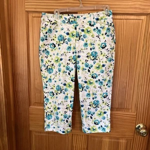 St. Johns Bay Damen Größe 12 Mehrfarbig Blumenmuster Capri - Bild 1 von 6