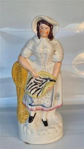 Antique Staffordshire Potteries Flatback Figurine Of A Fish Seller woman 35 cm - Picture 1 of 9