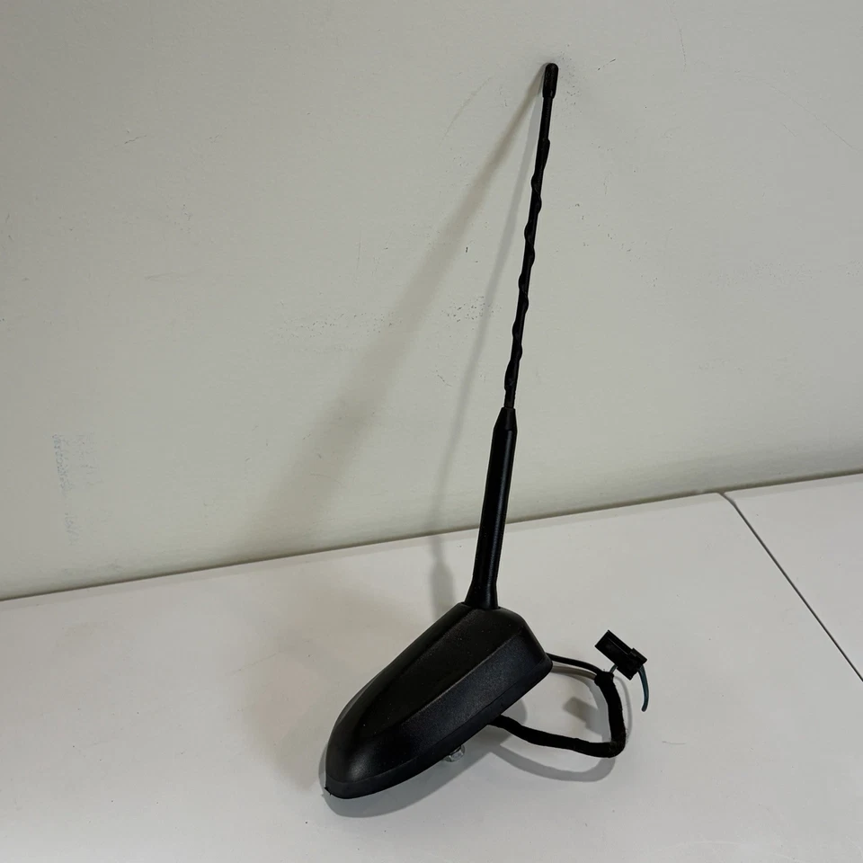 Base de antena de escape Ford Fusion 2013-2016 con conjunto de mástil de varilla DS7T-19G461-BD Foto 1 de 4