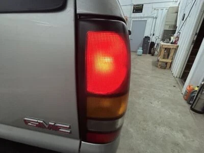 2005-2007 GMC Sierra 1500 Pickup Passenger Tail Light Classic Style - Image 1 of 4