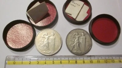 2 MEDAILLES ATTRIBUEES 1959 1965 UNION DES INDUSTRIES CHIMIQUES BRONZE ARGENTER - Photo 1/4