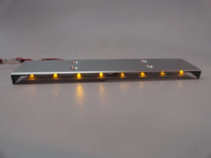 Barra de luz de vehículo de seguridad Apex RC Products 1/10 16 LED amarillo/ámbar #9015Y - Imagen 1 de 3