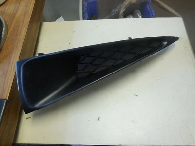 Bisel de lámpara antiniebla Mercury Cougar 1998-2000 LH F8RZ-17E811-AA nuevo de lote Foto 1 de 3