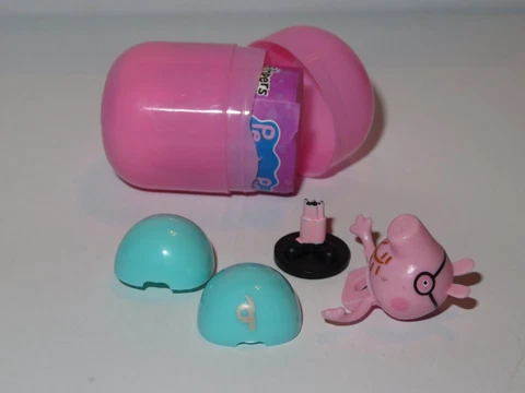 SNAP TOGETHER Daddy Pig of Peppa Pig - Finders Keepers -NEW Miniature Figure Toy Cover