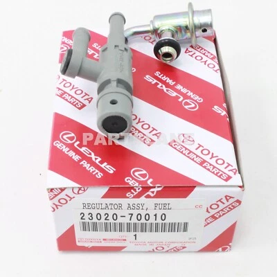Toyota Highlander Lexus RX300 OEM Genuine Fuel Pressure Regulator 23020-70010 - Image 1 of 2