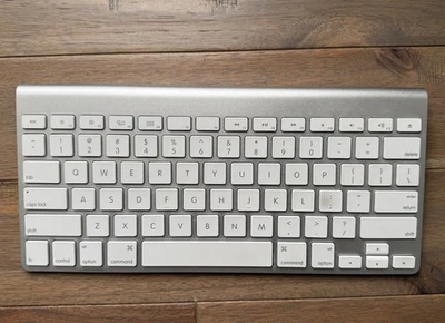 Apple Keyboard Wireless Model a1314 - Used In Great Condition - Image 1 of 4