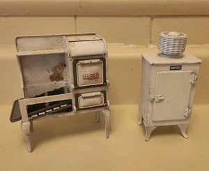 Vintage American Miniatures Kühlschrank Herd Jaqueline Kerr Puppenhaus Möbel Mini - Bild 1 von 14