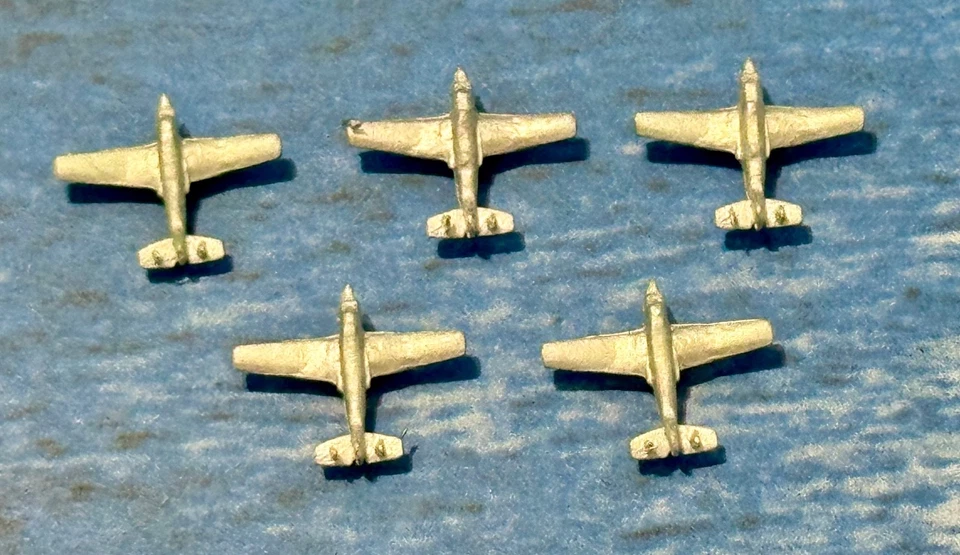 1/1250 FAIREY GANNET, avión turbohélice transportado por portaaviones, 5 planos sin pintar Foto 1 de 1