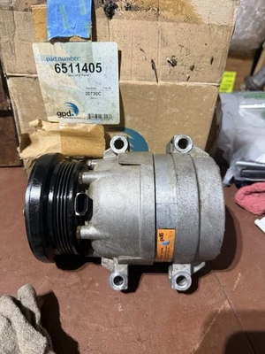 COMPRESOR DE AIRE CHEVY CAMERO 1998-2002/PONTIAC FIREBIRD 1998-2002 Foto 1 de 3