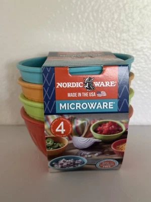 JUEGO DE 4 TAZONES DE PREPARACIÓN Y SERVICIO MINI 8 OZ SIN BPA NORDIC WARE Foto 1 de 4