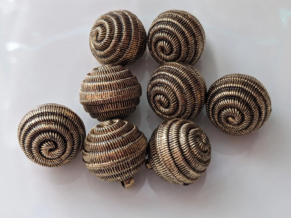 interessante Kunststoffknöpfe - Kugel wie Posament - 18mm - Bild 1 von 1