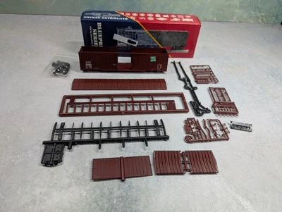Branchline 1023 HO 50' AAR Box Car Grand Trunk Western GTW #595816 KIT READ - Image 1 of 4