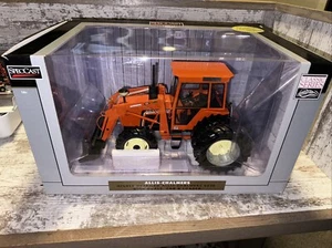 1/16 Allis-Chalmers 6070 Tractor With Duals And 460 Loader Lafayette Toy Show - Picture 1 of 12