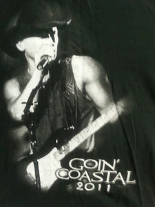 CAMISETA KENNY CHESNEY GOIN' COASTAL 2011 TOUR CAMISETA NEGRA GRÁFICA MEDIANA GILDAN - Imagen 1 de 8