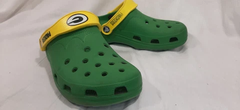 Green Bay Packers NFL Crocs Shoes Slippers Mens 6-7 Womens 8-9 Cover