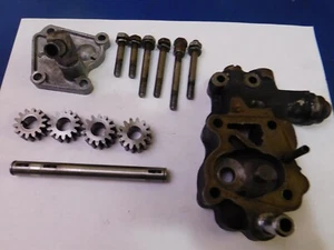 BOMBA DE ACEITE OEM HARLEY DAVIDSON FL 1965-1967 26202-65 - Imagen 1 de 15
