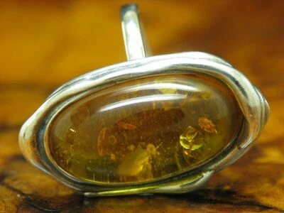 Anillo de plata de ley 925 con decoraciones ámbar / plata real / 7,0 g / Rg 52,5 Foto 1 de 3