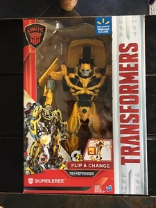 TRANSFORMER Autobots Unite Flip & Change BUMBLEBEE Walmart Exclusive - Picture 1 of 9