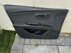 2013-2019 SEAT LEON MK3 PASSENGER SIDE FRONT DOOR CARD 5F4867131 - Picture 1 of 6