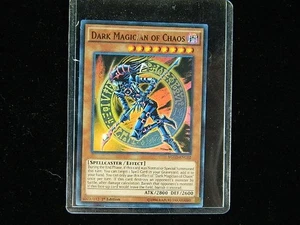Tarjeta Yugioh Mago Oscuro del Caos Utra Rara 1ª Invasión del Caos - Imagen 1 de 2