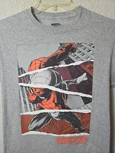 Spiderman Marvel Grey Shirt Mens Size Small S Red Color And Grey Scale Inverted - Picture 1 of 6