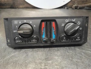 2000 - 2003 Chevrolet Monte Carlo Impala AC A/C Heater Climate Controls OEM - Picture 1 of 4