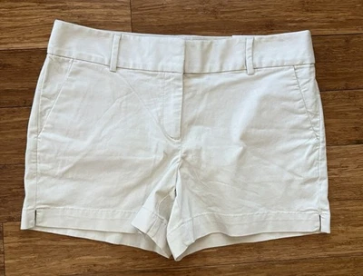 Nuevo Con Etiquetas Ann Taylor’s LOFT Frente Plano Riviera Corto Talla 8 Entrepierna 4” Beige Foto 1 de 4