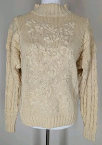 Vintage CASUAL CORNER Yellow Knit Cotton Blend Women's Small Floral Sweater - Picture 1 of 9