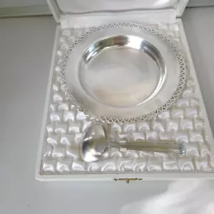 assiette et cuillère a dessert en metal argente - Imagen 1 de 6