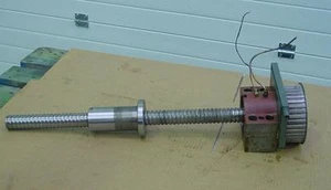 Vis à billes machine outil - course 450 mm - Ø de la vis 38 mm - Lg 750 mm - Picture 1 of 6