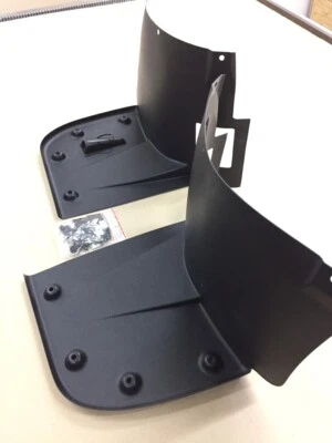 RADHAUSSCHALE BMW E39 M paket L+R VORNE KOTFLÜGEL SPRITZ SCHUTZ (kurze Version) - Image 1 of 4