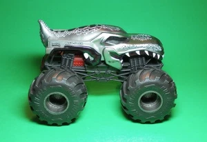 Hot Wheels 2016 Gray Mega Wrex 1:24 Monster Truck Diecast - Picture 1 of 5