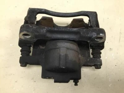 Pinza de freno delantera izquierda Dodge Grand Caravan 2011 2016 pistón único de fábrica Foto 1 de 4