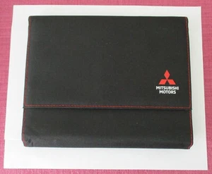 GENUINE MITSUBISHI SHOGUN / L200 / ASX / OUTLANDER / MIRAGE HANDBOOK WALLET. - Picture 1 of 4