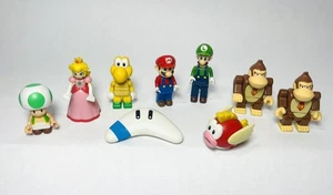 9 KNEX Mario Kart Wii Mini Figures Nintendo Princess Peach Luigi K'NEX - Picture 1 of 4