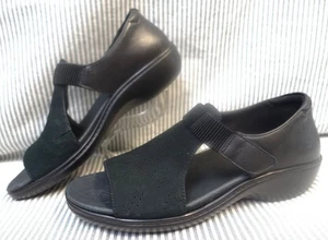 ARAVON ~NUOVO!!~SCARPE COMODE DUXBURY NERE IN PELLE PUNTA APERTA CON CINTURINO A T TG:9B - Foto 1 di 13