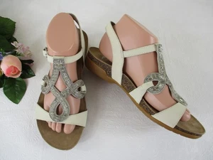 Dansko Slingback-Sandalen Reeta 39 creme Nubukleder mit Perlendetails - Bild 1 von 12