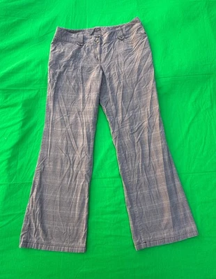 Vintage Hillard & Hanson Casual Women's Pants Size 16. - Image 1 of 4