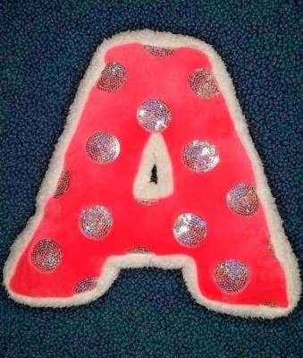 Almohada "A" de Justice para Niñas/Coral con Círculos de Lentejuelas Plateadas + Sherpa Blanco Foto 1 de 2