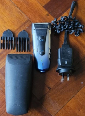 Braun 5000 Series 5790 Contour Rechargeable Shaver Set Tested Working *Free Post - image 1 of 4