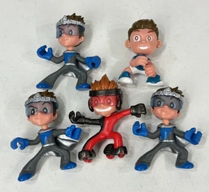 Lote de 5 figuras de acción Ninja Kidz mini juguetes de exhibición de televisión de dibujos animados de 2"-3" - Imagen 1 de 10