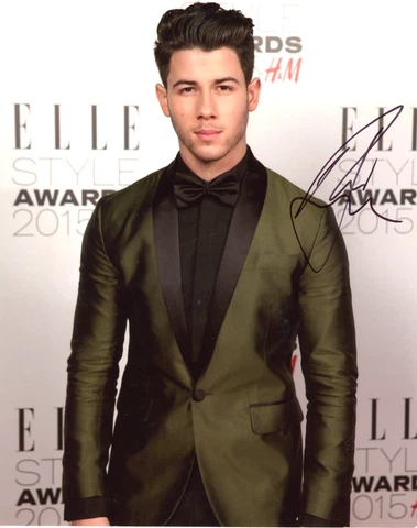 Nick Jonas Signed 10x8 Photo AFTAL#217 OnlineCOA Cover