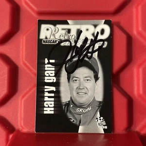 Tarjeta coleccionable retro Harry Gant Press Pass 137 firmada buen estado - Imagen 1 de 4